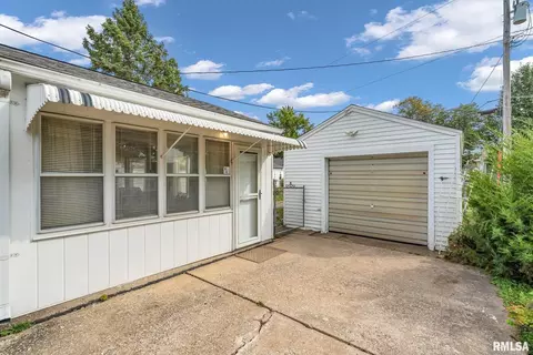 1006 40th St, Moline, IL 61265 photo 16