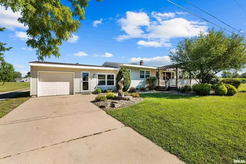 2707 56th Ave, Milan, IL 61264