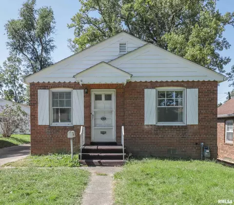 2224 25th St, Rock Island, IL 61201