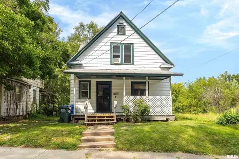 1914 E 14th St, Davenport, IA 52803