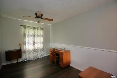 822 E 3rd Ave, Milan, IL 61264 photo 11