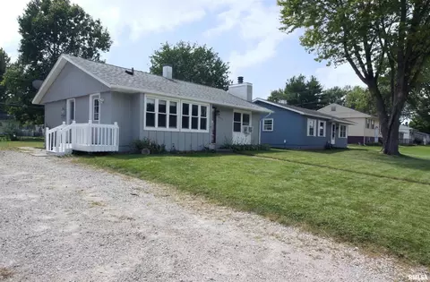 822 E 3rd Ave, Milan, IL 61264 photo 3