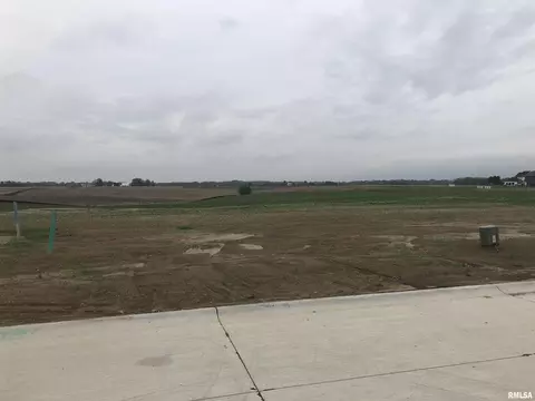 0 Torrey Pines Dr, Eldridge, IA 52748