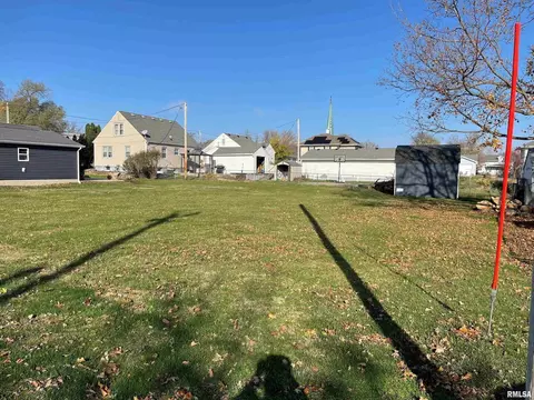 00 E 3rd St, Dewitt, IA 52742 photo 4