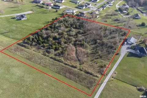 000 E Sycamore, Carterville, IL 62918