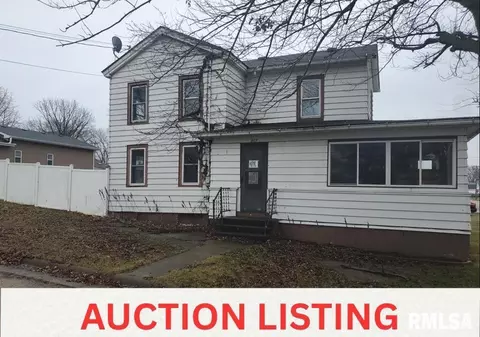 207 Madison St, Sabula, IA 52070
