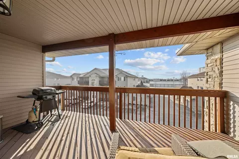 121 E Price St #302, Eldridge, IA 52748 photo 19
