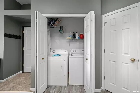121 E Price St #302, Eldridge, IA 52748 photo 6