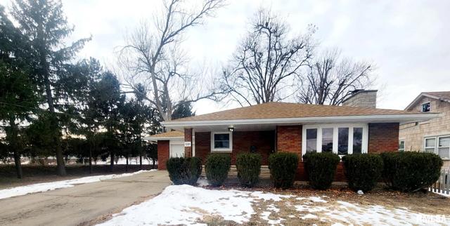 1201 N 14th St, Quincy, IL 62301