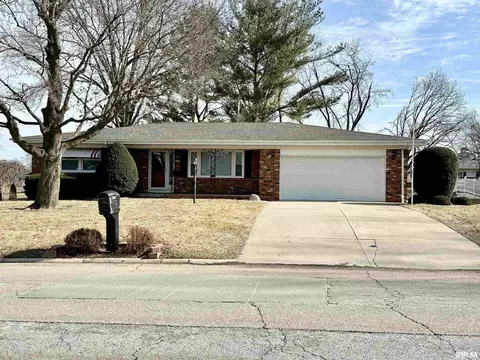 612 E Street St S, Kewanee, IL 61443
