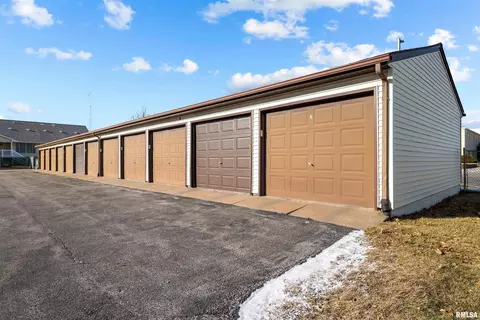 760 E Iowa St #2 D, Eldridge, IA 52748 photo 17
