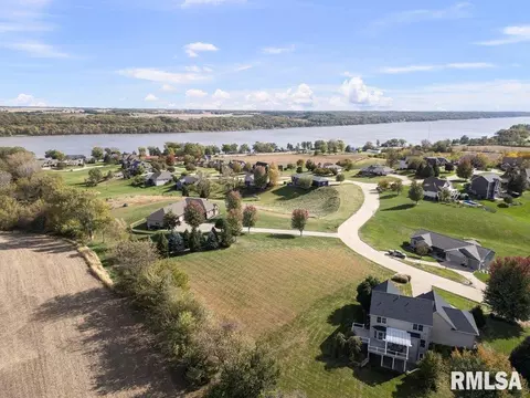 lot23 238th St, Le Claire, IA 52753