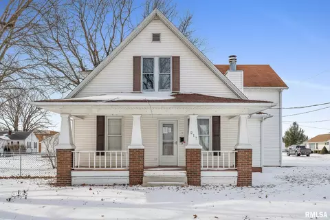 217 N 5th Ave, New Windsor, IL 61465