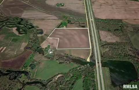 270 Th Ave, Dewitt, IA 52742