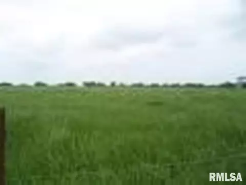 903 14th St, Rapids City, IL 61278
