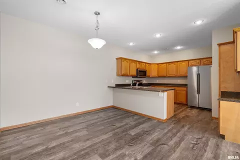 17 Cherry, Hampton, IL 61256 photo 4