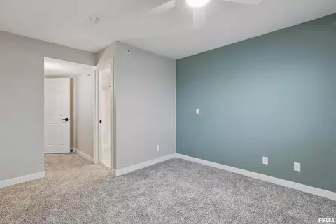 209 E Price St #203, Eldridge, IA 52748 photo 18