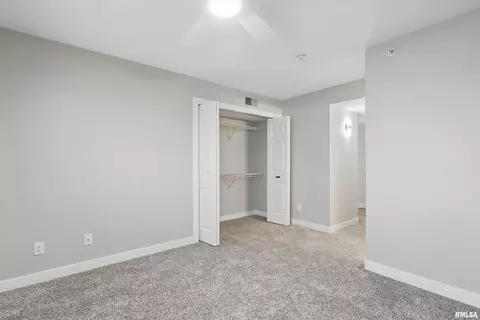 209 E Price St #203, Eldridge, IA 52748 photo 19