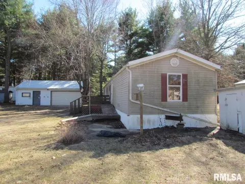 9268 Saint Jude Ave, Thomson, IL 61285 photo 3