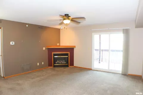 205 E Price St #202, Eldridge, IA 52748 photo 8