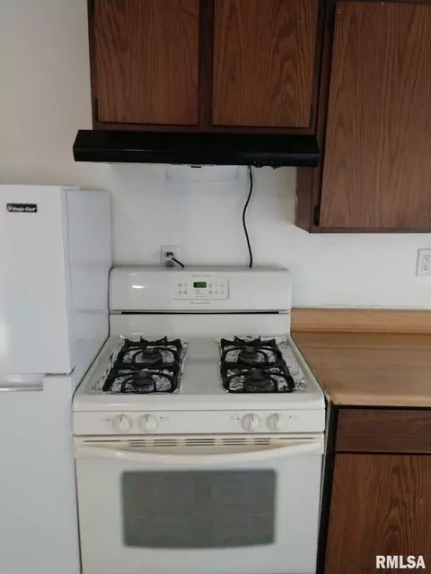 Other - 716 W 3rd St, Kewanee, IL 61443 photo 17 of 24