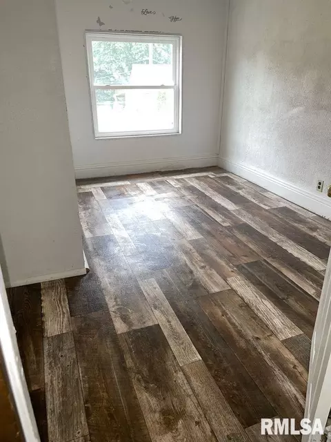 Bedroom - 716 W 3rd St, Kewanee, IL 61443 photo 5 of 6