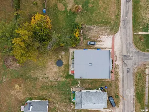 View/Area - 716 W 3rd St, Kewanee, IL 61443 photo 14 of 14