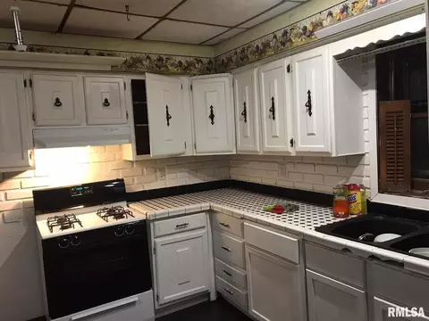Kitchen - 716 W 3rd St, Kewanee, IL 61443 photo 2 of 5