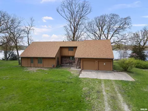 11816 N 84 Hwy, Port Byron, IL 61275
