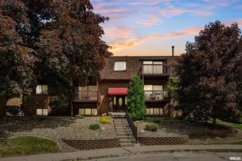 2505 26th Avenue Ct #J, Rock Island, IL 61201