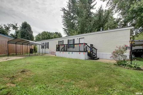 1524 Dewees Ave, Quincy, IL 62305
