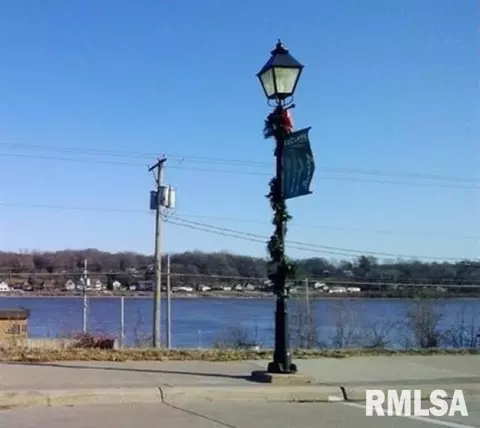 lot N A B C D N Cody Rd, Le Claire, IA 52753