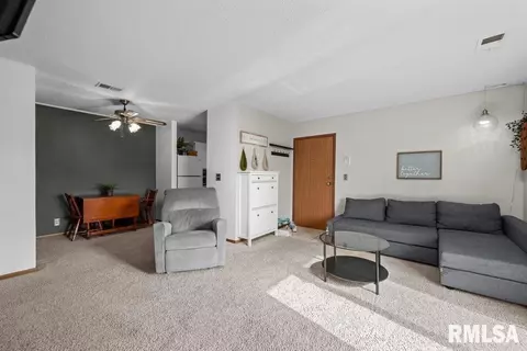 3020 4th St #9, Moline, IL 61265 photo 15
