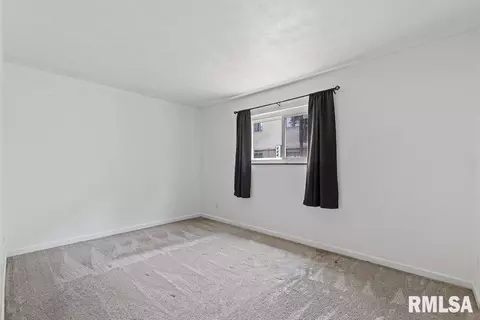 3069 4th St #4, Moline, IL 61265 photo 10