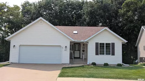 2027 Villa Pines Cir #14, Carbon Cliff, IL 61239