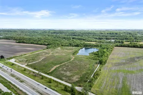 7300 John Deere Rd, Moline, IL 61265 photo 9
