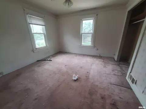 712 3rd St #A, Moline, IL 61265 photo 12