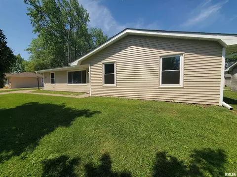 626 14th Ave, Hampton, IL 61256