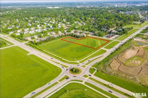 0 Middle Rd, Bettendorf, IA 52722