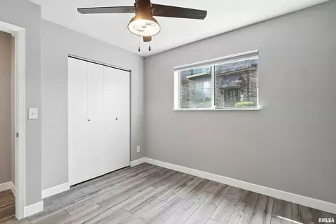 3045 4th St #1, Moline, IL 61265 photo 12