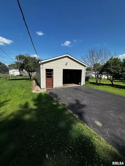 Other - 920 5th St, Colona, IL 61241 photo 3 of 6
