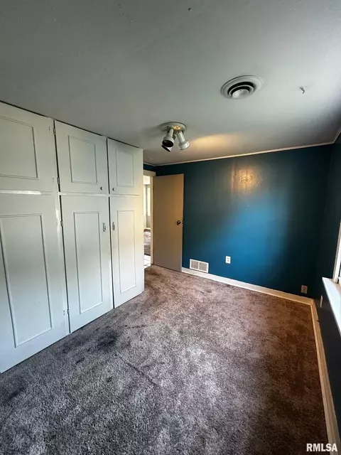 Bedroom - 920 5th St, Colona, IL 61241 photo 2 of 2