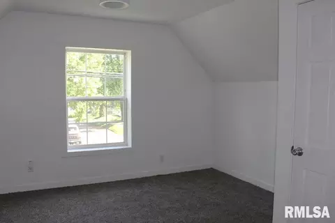 632 E 9th St, Kewanee, IL 61443 photo 32
