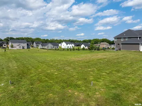 lot8 Woods Estates Of Riverdale Dr, Riverdale, IA 52722