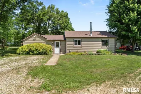 5630 Moline Rd, Erie, IL 61250