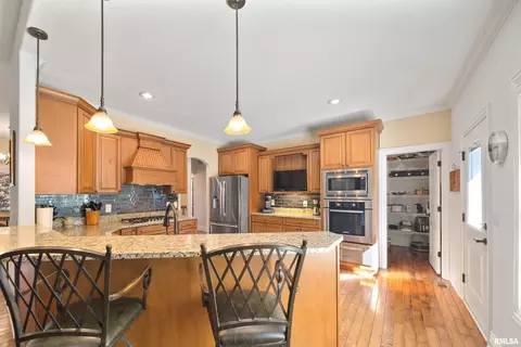 627 10th Ave, Silvis, IL 61282 photo 10