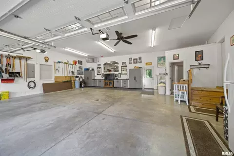 627 10th Ave, Silvis, IL 61282 photo 39