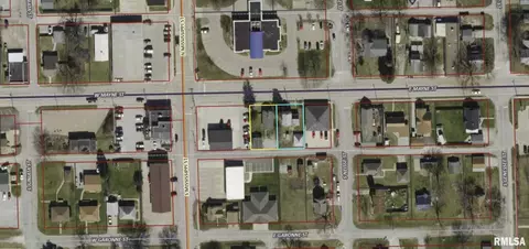 119 E 125 E Mayne St, Blue Grass, IA 52726