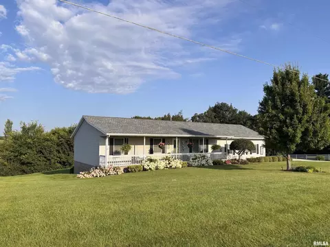 6919 E 2480 E St, Kewanee, IL 61443