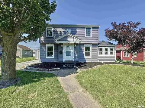 3218 14th St, Rock Island, IL 61201